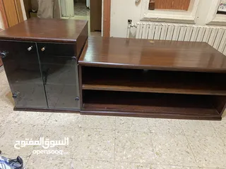  2 اثاث طاولة شاشة للبيع
