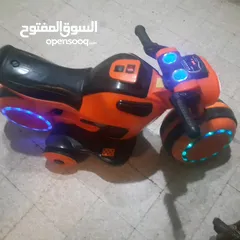  4 دراجه كهربائيه جيد جدا