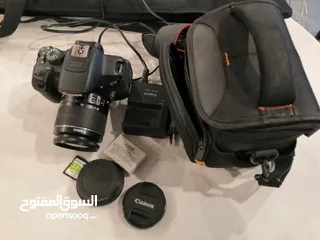  4 كاميرا كانون EOS 700D