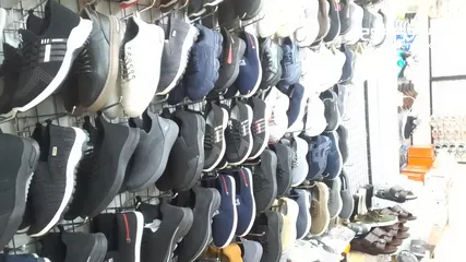  5 مطلوب أحذية كل الماركات وجميع الاصناف