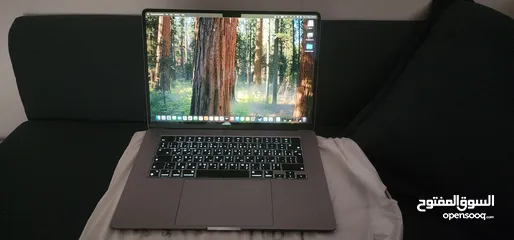  2 MacBook Air 15", 16GB/512GB, M3 processor, late 2024, space grey مع الشاحن الاصلي والكرتونة