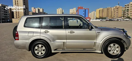  3 Mitsubishi Pajero 2004