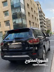  10 Nissan Pathfinder 2015
