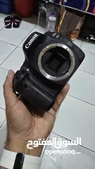  18 كاميرا كانون 80D حالة الجديد ممتازة جدا إستعمال خفيف جدا جدا Canon 80D