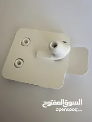  3 سماعه و احده ابل generation 2 pro  الجهه الشمال