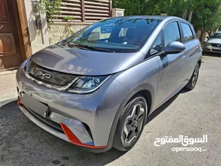  1 BYD dolphin 2023