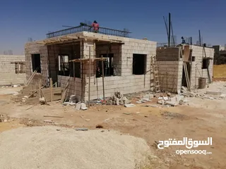  6 دونم ارض عليه منزلين للبيع