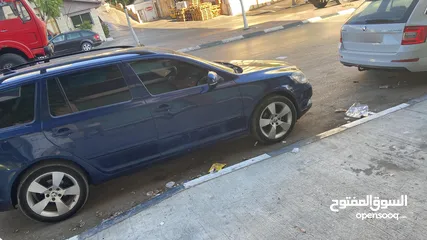 1 سكودا اوكتافيا 2011