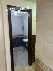  3 شقة مميزة جدا للبيع بالقرب من مستشفى الأمير حمزة (بسعر مغري)