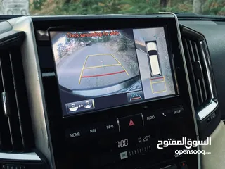  19 تويوتا لاند كروزر 2016 VXR