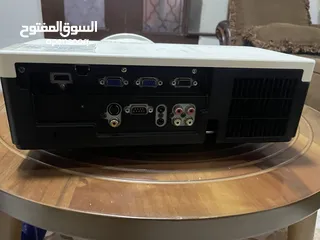  5 بروجكتر hitchi CP-DW10N