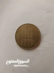  10 عملة ورقية و معدنية و مجموعة طوابع