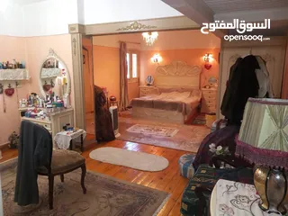  1 شقه  235متر  بشارع ابراهيم نوار مدينه نصر
