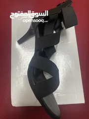  3 هيلزات كعب عالي مريح بحالة الجديد سايز 41 بلبس 40 و 41 استعمال خفيف جدا