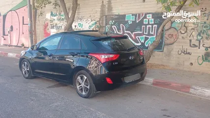 8 هيونداي i30سنة 2016 نخب مع فتحة