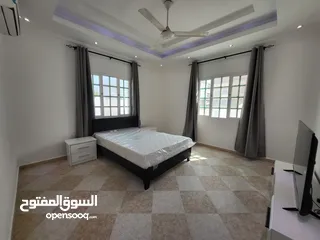  1 عيشي براحة وأمان في الخوض: غرفة فردية لِموظفة عمانية بسعر مناسب