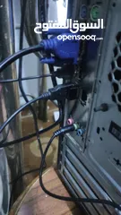  2 كمبيوتر ممتاز بدون شاشه بس معو كل أغراضه وقطعة واي فاي  يا بلاش