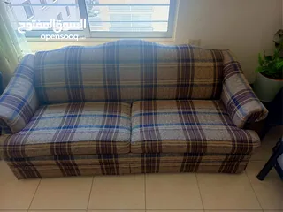  6 للبيع Sofabed بحالة ممتازه