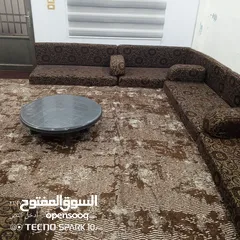  2 فرشات ضغط 16  عدد 7 فرشات  8 مساند  6 مراكي