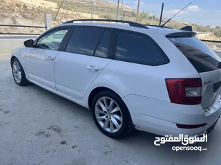  3 سكودا ستيشن