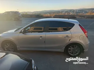  3 I30 2010 سيارة