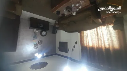  4 شقة طابق ثالث للبيع