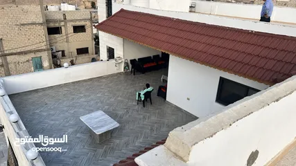  24 عماره طابقين للبيع تشطيب ديلوكس عمر البناء 5سنوات