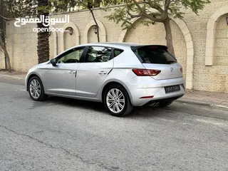  1 سيات ليون اكسلنس كرتونة