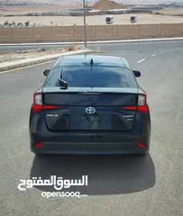  6 تويوتا بريوس 2022 XLE فحص كامل فل ما عدا الفتحة صنف بيرسونا TOYOTA PRIUS 2022 XLE FULLY LODED