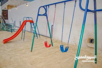  28 سحاسيل فيبر جلاس والعاب مزارع وشاليهات