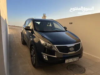  10 كيا سبورتج موديل 2012 وارد الوكاله بحاله ممتازه مالك اول فحص كامل