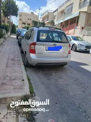  4 كيا كارينز بحالة جيدة موديل 2007 للبيع بسعر 4000 دينار