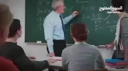  13 دورات  تقوية ودورات تأسيس لجميع المراحل التعليمية في مجال اللغة العربية والرياضيات وا الإنجليزية