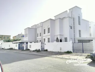  1 Villa for rent in Al Ghubrah 18 November street