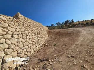  18 قطعة ارض للبيع قرب جامعة فيلادلفيا
