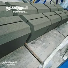  21 قلاب مع عمال  للهدد وازالة  الطمم ونقل  جميع مواد البناء باسعار مناسبه وباسرع وقت