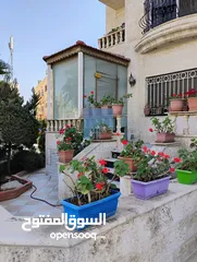  12 شقة أرضية مفروشة فاخرة للبيع في دير غبار قرب جونيا ودوار الهاشميين 191م مع ترس وحديقة 35م بسعر مغري