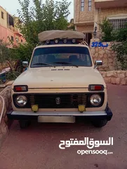  9 لادا نيفاموديل 1993