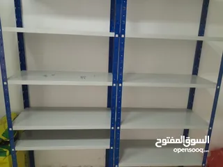  1 ارفف معدنية بحالة الوكالة للبيع وارد من شركة الأيوبي
