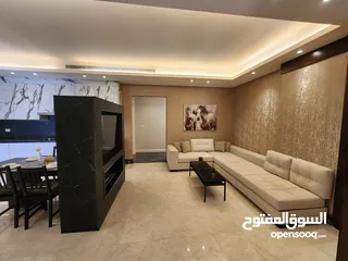  9 شقة فاخرة فارغة او مفروشة للبيع او للإيجار بمواصفات فيلا - ref : 14561