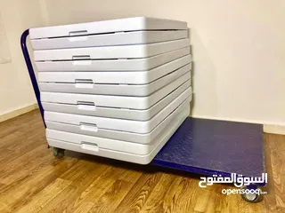  2 طاولات وكراسي طوي للعزايم والرحلات واعياد الميلاد