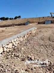  4 ارض للبيع جرش عنيبه قطعه مميزه جدا