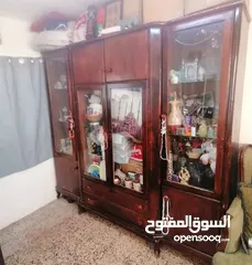  1 للبيع بوفيه خشب زان ثقيل
