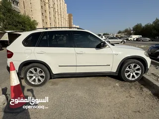  4 BMW x5 2009 للبيع فقط