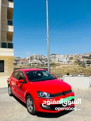  3 سيارة بولو بصلاة عالنبي