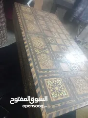  4 طاولة زهر تحفة للبيع مع شطرنج بنفس ا المستعجل