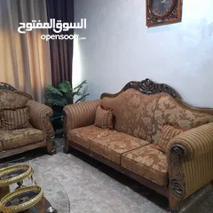  7 كنب بحال الجديد للبيع المستعجل بداعي السفر لون عسلي تفصيل وليس تجاري