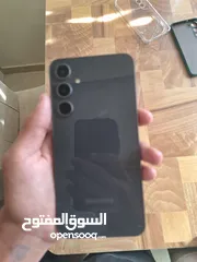 3 سامسونج S23 Fe مستعمل بحاله ممتازه للبيع رامالله- شارع الارسال