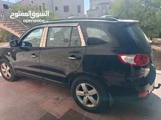  1 للبيع جبين سنتافية و توسان موديل 2006