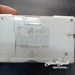  2 nintendoo ds lite للبيع جهاز ناينتيندو وارد امريكاالجهاز مع شاحن بحاجة لقلم للبيع